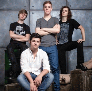 Mirratal : Behind the Glass